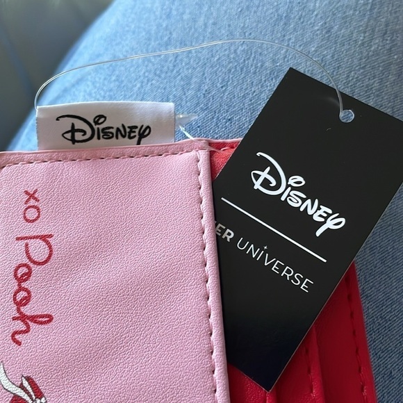 Disney Her Universe Winnie The Pooh Valentines Day Candy Hearts Cardhold… - Picture 3 of 5